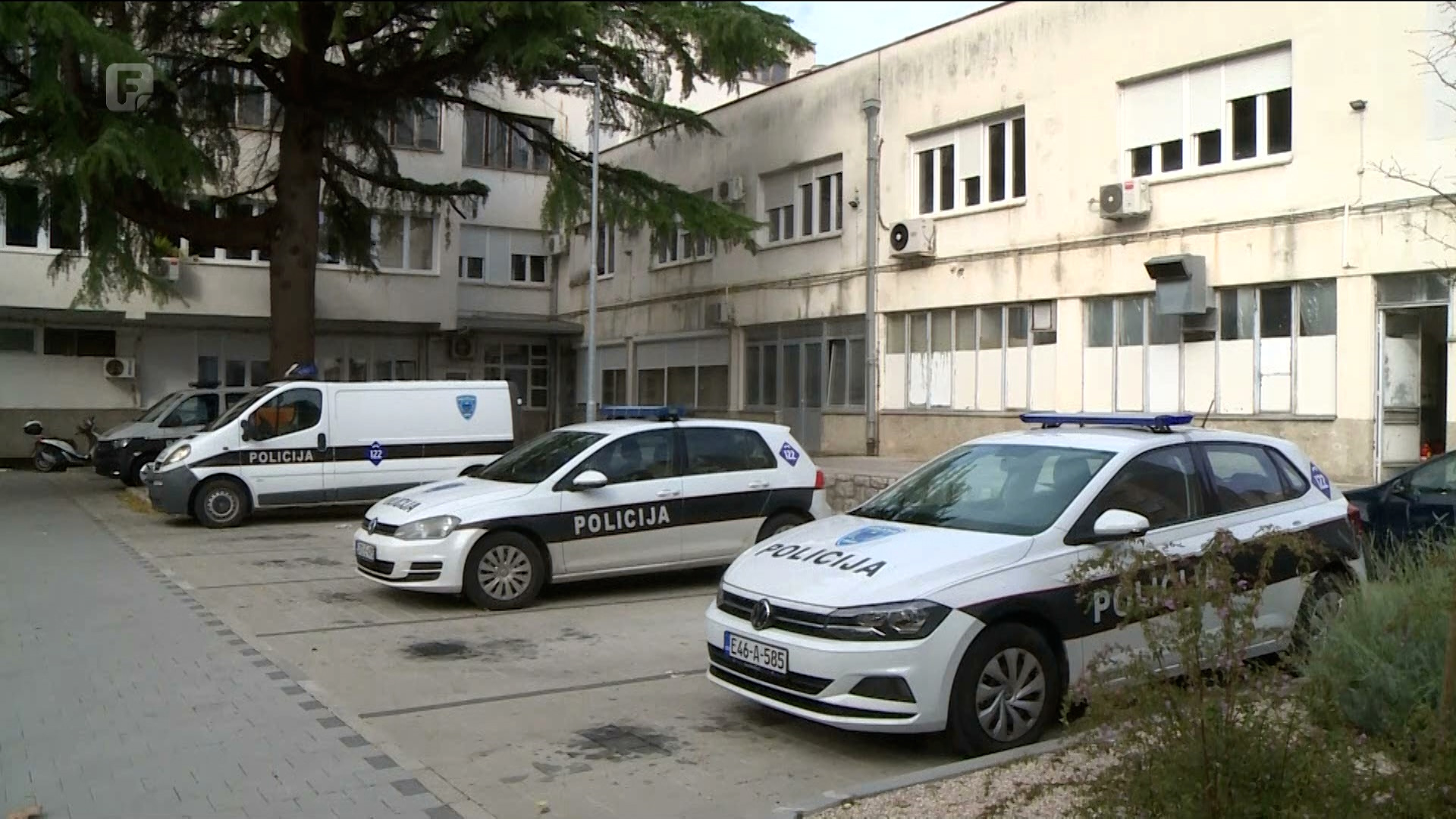 Jednosatni štrajk upozorenja policije u HNK-u